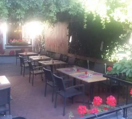 Restaurant Aux Deux Roses 3*