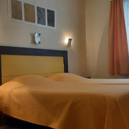 Restaurant Aux Deux Roses Hotel