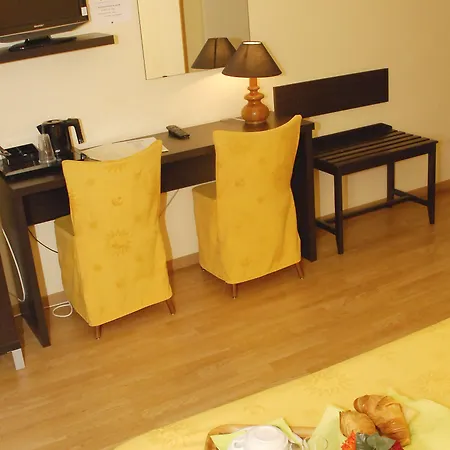 Restaurant Aux Deux Roses Hotel Neuf-Brisach