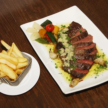 מלון Restaurant Aux Deux Roses