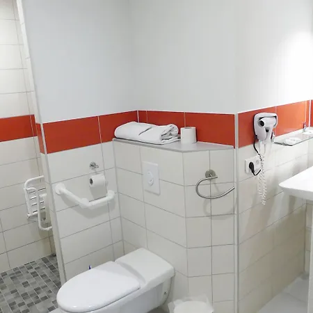 Hotel Restaurant Aux Deux Roses