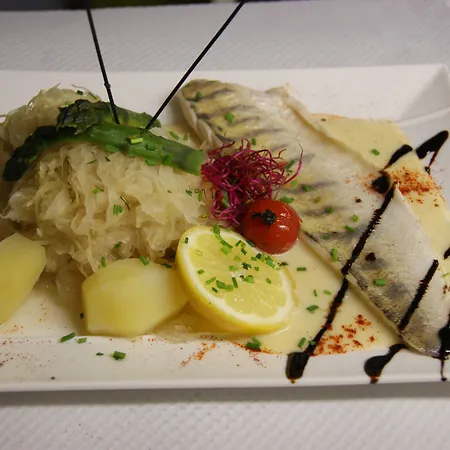 Restaurant Aux Deux Roses 3* Neuf-Brisach