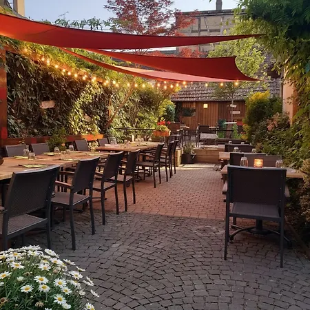 Restaurant Aux Deux Roses