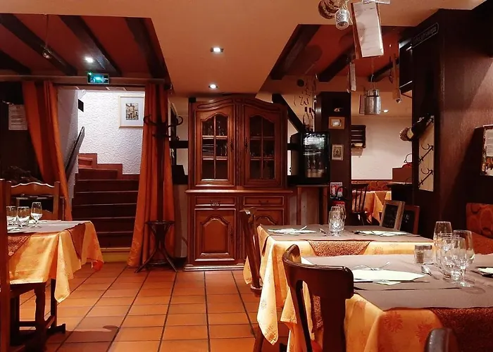 Restaurant Aux Deux Roses 3*